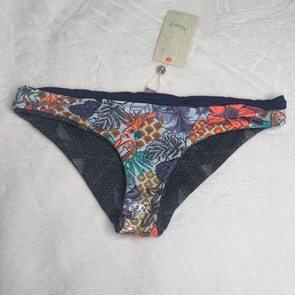 Maaji Jacquard Furor Reversible Bikini Bottom - Picture 4 of 7